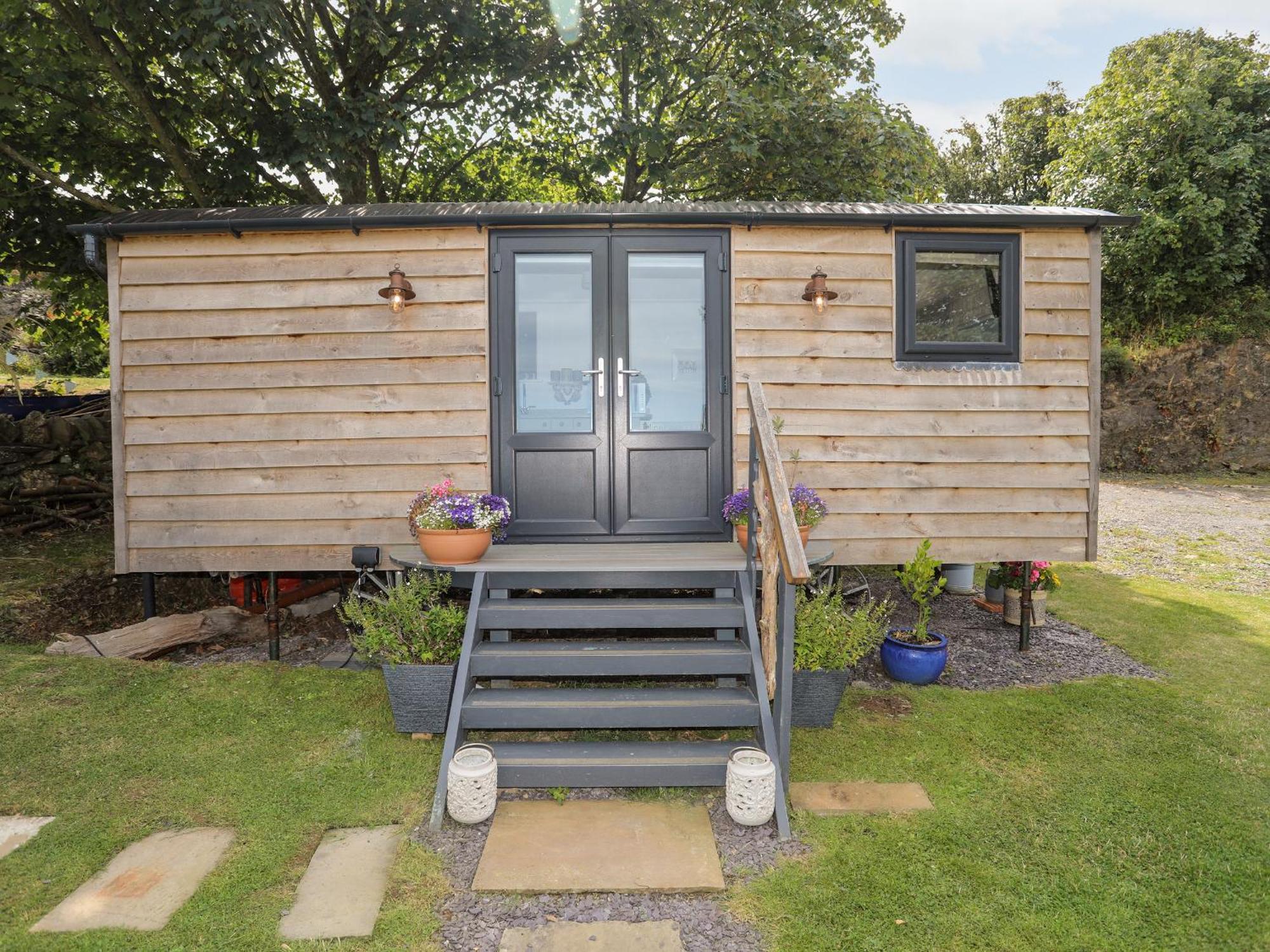 Shepherds Stone Villa Holyhead Exterior photo