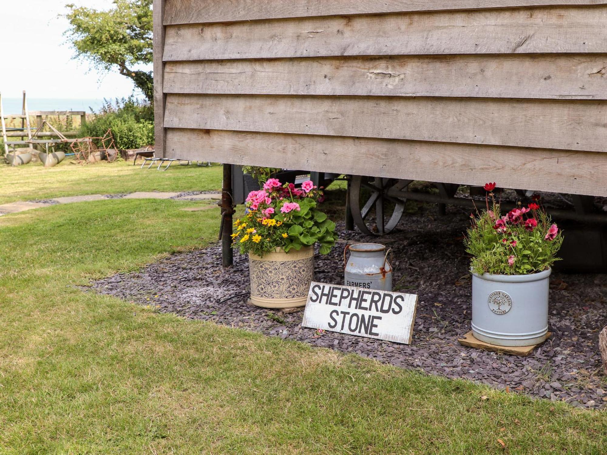 Shepherds Stone Villa Holyhead Exterior photo